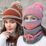 Chapeau d'hiver chaud en laine pour femmes, bavoir avec protection des oreilles, bandana, guêtre de cou ... Chapeau d'hiver chaud en laine pour femmes, bavoir avec protection des oreilles, bandana, guêtre de cou ...