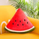 Coussin de canap�� en peluche past��que �� l'aspect cr��atif