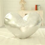 Coussin photo en peluche avec etoile a cinq branches et lune coeur d'argent - 40 cm Coussin photo en peluche avec etoile a cinq branches et lune coeur d'argent - 40 cm