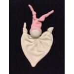 Doudou - hochet keptin bonnet rose