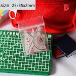 Ensemble de 4 pices echelle 1:12 pour maison de poupe, tapis de coupe miniature, ciseaux, rgle, accessoires ...