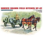 Ensemble cuisine roulante sovi�tique en marche kp 42 - attelage hippomobile