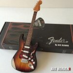 Fender stratocaster mini sunburst tortoise pickguard model mini guitar replica c Fender stratocaster mini sunburst tortoise pickguard model mini guitar replica c