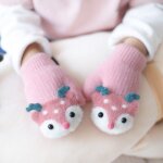 Gants mignons tricotés, epais en velours, motif cerf, pour bébé, moufles d'hiver, en laine, garde le ... Gants mignons tricotés, epais en velours, motif cerf, pour bébé, moufles d'hiver, en laine, garde le ...
