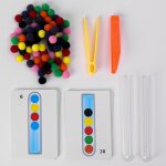 Jeu de classification de tubes a essai pour enfants, triage de boules de poils, entraînement au mouvement ... Jeu de classification de tubes a essai pour enfants, triage de boules de poils, entraînement au mouvement ...