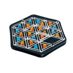 Jeu de triangles amusant, jeu de chevilles interactif, jeu d'�checs triangulaire - couleur04