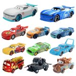 Jouet en alliage, voiture de course, flash mcqueen, jackson storm, moissonneuse - batteuse, bulldozer, ...