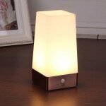 Lampe de table, veilleuse led r�tro, lampe de chevet avec d�tecteur de mouvement pir sans fil, fonctionne ...