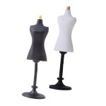 Lot de 2 mannequins de maison de poup�e a l'�chelle 1 / 12, pr�sentoirs a v�tements ¿ mod�les el�gants ...