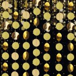 Lot de 4 guirlandes rondes en papier dorées a paillettes - 4 m - décoration d'anniversaire a suspendre ... Lot de 4 guirlandes rondes en papier dorées a paillettes - 4 m - décoration d'anniversaire a suspendre ...