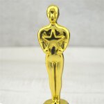 Lot de 48 statuettes de troph�es en plastique award pour les faveurs de f�te, r�compense scolaire, prix ...