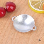Maison de poup�e mini outil de cuisine, po�le en etain argent�, poign�e en bois, accessoires de po�le ...