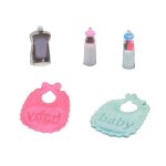 Maison de poup�e miniature pour enfants, maison de jeu, bavoirs pour b�b�s, bouteille de lait, lotion, ...