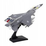 Maquette d'avion de chasse a l'échelle 1:100, gris Maquette d'avion de chasse a l'échelle 1:100, gris
