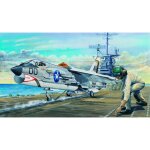 Maquette avion : f - 8e crusader - trumpeter