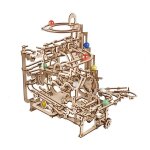 Maquette en bois : circuit a billes palan a etage - ugears