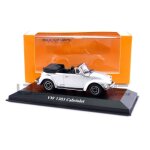 Maxichamps 1 / 43 - 940055130 - volkswagen 1303 cabriolet - 1979 - maxichamps