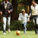 Mini jouets de football de 15. 2 cm pour enfants, balle en mousse souple, design animal mignon, jeux ... Mini jouets de football de 15. 2 cm pour enfants, balle en mousse souple, design animal mignon, jeux ...