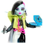 Monster high skulltimate secrets neon frights frankie stein doll