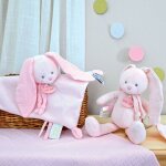 Pantin avec doudou lapin misty rose