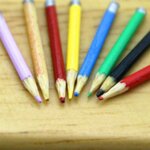 Papeterie en bambou pour poup�e, 8 pi�ces / ensemble, mini crayon color� de simulation, accessoires pour ...
