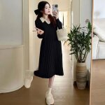 Petite robe en tricot a col en v pour femmes enceintes, jupe plissée a la mode, trempée pour l'automne ... Petite robe en tricot a col en v pour femmes enceintes, jupe plissée a la mode, trempée pour l'automne ...
