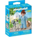 Playmobil my life 71736 - femme d'affaires avec son dalmatien