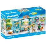 Playmobil my life 71742 - h�tel des animaux avec soigneurs