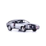 Porsche 928 pes - avec livre de l'anne 2020 - 184 pages en anglais 1 / 43 autocult - autocult