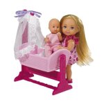 Poup�e avec berceau