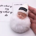 Poup�e endormie en forme de boule de poils � suspendre, mignon pendentif, cha�ne de pompons en peluche, ...