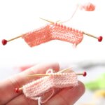 Pull tricot en laine 1 / 12 fait a la main pour maison de poupe, simulation miniature, ornements mignons, ...