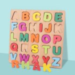 Puzzle de l'alphabet en bois pour les tout - petits, en majuscules, pour abc