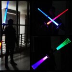 Sabre laser croisé brillant a led avec verrouillage foc, 1 pièce Sabre laser croisé brillant a led avec verrouillage foc, 1 pièce