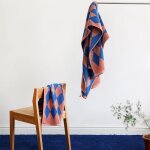 Serviette de bain en pur coton a carreaux rétro, serviette de plage a rayures, serviette absorbante, ... Serviette de bain en pur coton a carreaux rétro, serviette de plage a rayures, serviette absorbante, ...