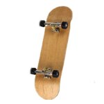 Skateboard professionnels en bois pour enfants, planche de roulettes, nouveauté, cadeau de noël, stents, ... Skateboard professionnels en bois pour enfants, planche de roulettes, nouveauté, cadeau de noël, stents, ...