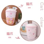 Une tasse de griffes de chaton, une poupe de collation, un oreiller de th au lait, une tasse de th ...