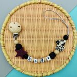 Tewindsor - sucette en silicone avec lettres anglaises es pour bb, perles de zbre, pendentif, clips, ...