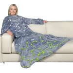 Tianyi - deluxe glow - plaid polaire phosphorescent a manches avec poche, motifs lumineux constellations, ... Tianyi - deluxe glow - plaid polaire phosphorescent a manches avec poche, motifs lumineux constellations, ...