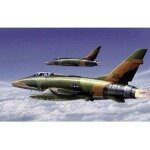 Trumpeter 1:72 - north - american f - 100f super sabre (north - american tf - 100 2 seat