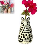 Vase a chat a pois, pièce faite a la main, parfait pour les amoureux des chats, pour la décoration de ... Vase a chat a pois, pièce faite a la main, parfait pour les amoureux des chats, pour la décoration de ...