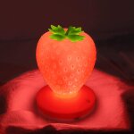 Veilleuse en forme de fraise, jolie lampe led en silicone pour table de chevet d'enfant, rechargeable ... Veilleuse en forme de fraise, jolie lampe led en silicone pour table de chevet d'enfant, rechargeable ...