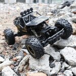 Voiture t�l�command�e tout - terrain � quatre roues motrices, en alliage, haute vitesse, bigfoot, voiture ...
