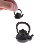 Ztoyl mini noir mtal bouilloire d'eau bouillante 1 / 12 maison de poupe cuisine cantine miniature maison ...