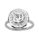 Bague argent rhodié plateau rond pierre centrale ronde blanche contour oxydes blancs sertis Bague argent rhodié plateau rond pierre centrale ronde blanche contour oxydes blancs sertis