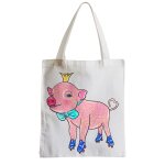 La baleine - collection de crateurs - sac shopping porcelet avec petit noeud et couronne faisant du ...