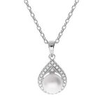 Collier argent rhodi pendentif perle de culture d'eau douce blanche 8mm et contour oxydes blancs sertis ...