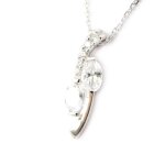 Collier argent  scarlett  blanc