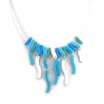 Collier cr�ateur  safari queen  turquoise blanc