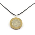 Collier pice de monnaie portugal 200 escudos cordon noir.